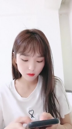 核弹！校花被干了~20小时~【杨洋小妹妹】无套啪啪~吞精~ 截图1