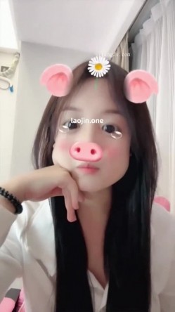 纯欲天花板校花！奶子好大~【狐狸精】，清纯学生妹，闺房中大尺度自慰，淫水不断哗哗的流 截图8