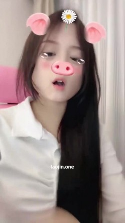 纯欲天花板校花！奶子好大~【狐狸精】，清纯学生妹，闺房中大尺度自慰，淫水不断哗哗的流 截图14