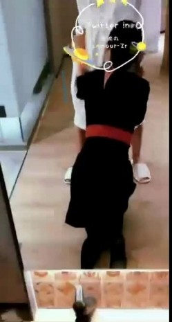 【极品反差东航空姐】爆乳丰臀女神【豆泥丸】完美身材 穿着空姐制服架起来操到浪叫 高清私拍90P 高清720P原版 截图4