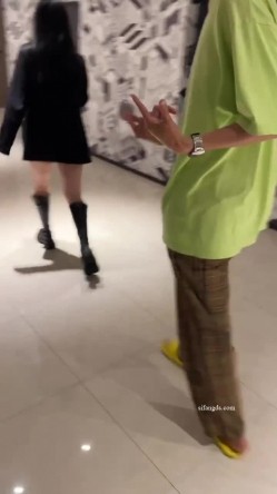 原创约炮大神【推特一杆钢枪】千元高级群最新，南昌二甲医院护士，南京艺校生，杭州舞蹈老师 截图9
