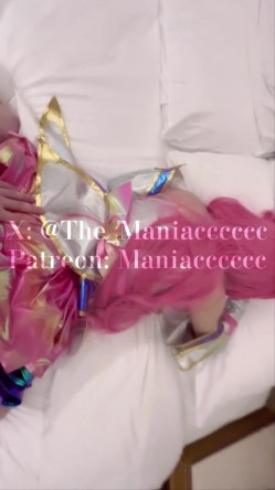 【COS控狂喜】「美女Coser收藏家」福利姬泡良大神「Maniacccccc」《星之守护》卡莎夜里却沦为发泄性欲的玩具 截图14
