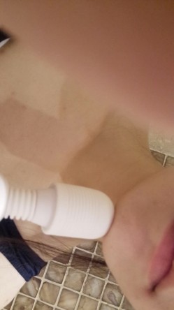 贫乳系福利姬 兰兰酱乳夹和尾巴 截图13