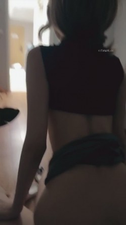 纯欲天花板 顶级颜值校花贪吃小骚猫【萝萝ovo】骨感少女 无套猛操 爽飞天 狂撸 截图9