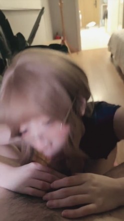 纯欲天花板 顶级颜值校花贪吃小骚猫【萝萝ovo】骨感少女 无套猛操 爽飞天 狂撸 截图14