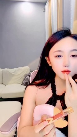 极品颜值【okk】白虎逼 全身尤物完美~直接撸了黑丝美乳配上无毛粉逼 截图9
