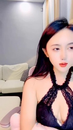 极品颜值【okk】白虎逼 全身尤物完美~直接撸了黑丝美乳配上无毛粉逼 截图10