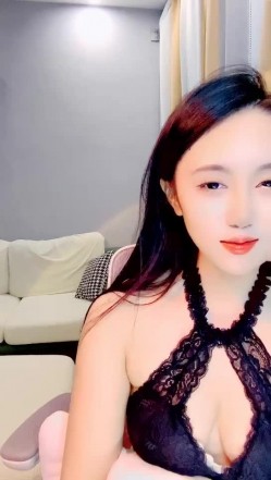 极品颜值【okk】白虎逼 全身尤物完美~直接撸了黑丝美乳配上无毛粉逼 截图12