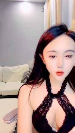 极品颜值【okk】白虎逼 全身尤物完美~直接撸了黑丝美乳配上无毛粉逼 截图14