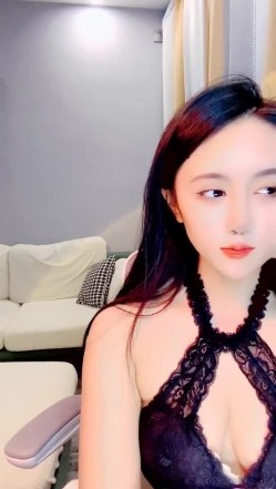 极品颜值【okk】白虎逼 全身尤物完美~直接撸了黑丝美乳配上无毛粉逼 截图16