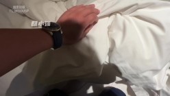 推特28万粉丝国产原创丝袜足交博主「酥小强」付费私拍 线下专约素人模特足交抚摸调情 截图1