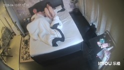 酒店偷拍学院风女孩入住两天酒店屁眼都被男友开发了 截图7