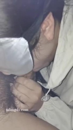 PUA大神【网调加约炮】专业线上线下忽悠套路玩弄学生妹，19岁妹子车震能玩菊花 截图4