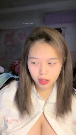 兄弟们！全网最大奶子来了~【甜甜甜甜圈】奶控专属~！这是我见过最大的奶子了~！挺漂亮的 截图14