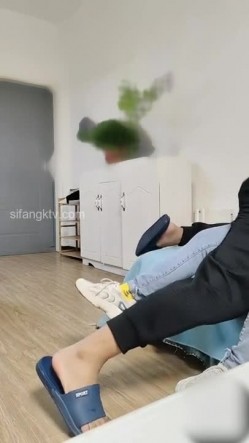 乱伦 灌醉高冷高颜值嫂子，好好玩弄超骚反差婊，附生活照，拍了多视频非常刺激，十几天内容6个文件夹 截图1