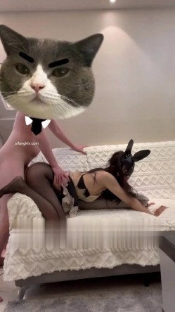 露脸才是王道！颜值天花板极品身材某航空姐工作期间是女神下班就成为金主母狗各种淫乱自拍很反差 截图9