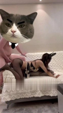 露脸才是王道！颜值天花板极品身材某航空姐工作期间是女神下班就成为金主母狗各种淫乱自拍很反差 截图11