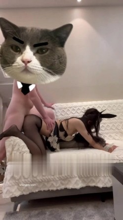 露脸才是王道！颜值天花板极品身材某航空姐工作期间是女神下班就成为金主母狗各种淫乱自拍很反差 截图13