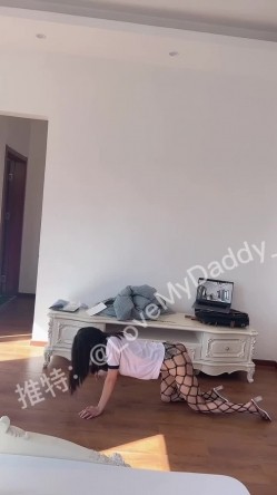 最新流出推特绝色高颜女神【奶凶】私拍，退圈自爆与主人大玩SM性爱调教 截图13