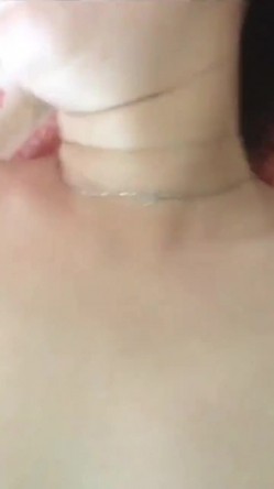 熟女阿姨在家偷情啪啪 不要拍脸 漂亮阿姨有点害羞 被无套输出 截图2