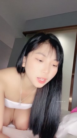 萝莉精致学妹【可爱罪名】携闺蜜超强尺度道具自慰喷水 截图6