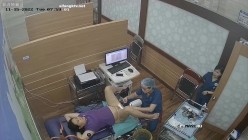 《妇产科监控破解》多位美女少妇张开大腿让医生又抠又摸检查阴道 截图7