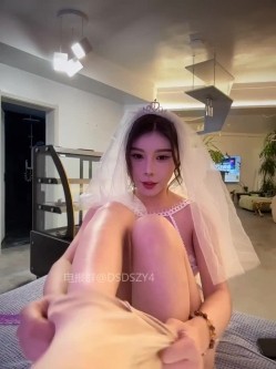 ️新晋主播【linjianvhai】极品网红脸御姐、长腿黑丝高跟职业装 截图4