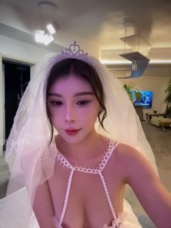 ️新晋主播【linjianvhai】极品网红脸御姐、长腿黑丝高跟职业装 截图6