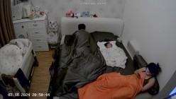 黑客破解家庭网络摄像头偷拍 ️哺乳期性瘾少妇做爱都不能满足要经常通过自慰来泄欲 截图9