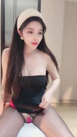 稀毛粉鲍，极品名媛，漂亮御姐【若汐】自慰流浆，高潮喷水，脸穴同框，满满撸点 截图7