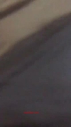 火爆网红鹿少女剧情演绎打工妹午休被小偷潜入没有财被胶布封口绑手劫色爽到叫哥哥 截图4