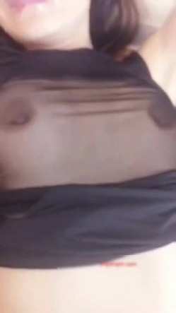 火爆网红鹿少女剧情演绎打工妹午休被小偷潜入没有财被胶布封口绑手劫色爽到叫哥哥 截图8