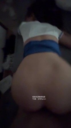 顶级约啪博主「DK」《多位极品巨乳美臀高颜值御姐》颜值御姐口爆害羞挡脸约啪性爱怕怕高清摄影露出！ 截图5