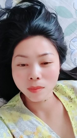 【农村骚娘们儿】贵在真实农村超骚御姐户外露出真空跳蛋自慰掰穴展示跳蛋震穴超级带劲 截图8