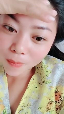 【农村骚娘们儿】贵在真实农村超骚御姐户外露出真空跳蛋自慰掰穴展示跳蛋震穴超级带劲 截图10