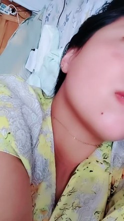 【农村骚娘们儿】贵在真实农村超骚御姐户外露出真空跳蛋自慰掰穴展示跳蛋震穴超级带劲 截图11