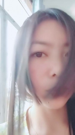 【农村骚娘们儿】贵在真实农村超骚御姐户外露出真空跳蛋自慰掰穴展示跳蛋震穴超级带劲 截图13