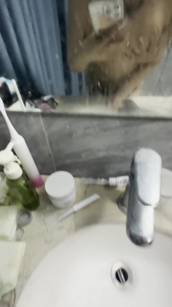 胸上纹蝴蝶的M属性母狗果然骚 不雅视频流出 截图7