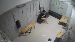 舞蹈班《监控破解》偷拍多位美女学员后台换衣服 截图2