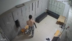 舞蹈班《监控破解》偷拍多位美女学员后台换衣服 截图10