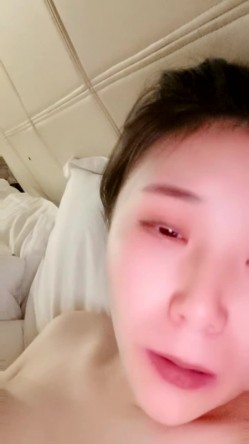 核弹！孕妇被干了~20小时~【梦梦是孕妇】口爆~啪啪~自慰~！还有一段尝试爆菊，口爆射了 截图14