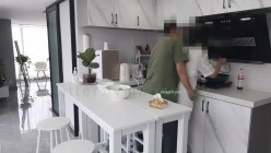 重磅炸弹！万人求档高门槛梦幻联动，顶级绿帽网红大咖联手【绿帽女友+你的大婊姐】私拍，当着男友的面给戴绿帽子 截图14