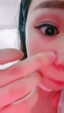 【孕妇性爱】超级极品的巨乳大奶妈一双诱人无敌炮弹大奶尖尖奶头棕色大乳晕太可口了刚出月子提奶上线喂狼友 截图12