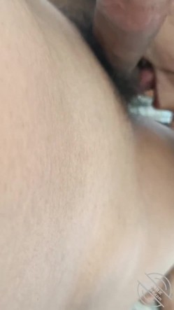 大神海角听风与黑B性感小后妈刺激偸情口爆肛交浴血奋战越玩越大罕见露脸无水印 截图11