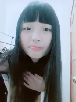 《台湾情侣泄密》湖中之光高二女生廖彦宁性爱私拍泄密流出 截图9