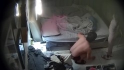 酒店偷拍 ️大学生情侣放假带着行李箱相聚妹子穿上情趣女仆装满足饥渴男友 截图7