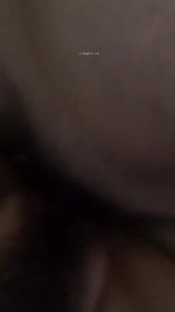 网聊刚泡到手的 ️小姐姐~第一次酒店约见~上来就把我摁下吃鸡巴~好疯狂好爽 ️无套一顿爆艹~! 截图9