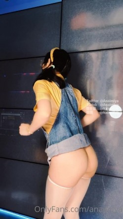 《大神自购 ️收藏分享》价值千元的微博抖音快手全网同名极品网红福利姬Naimi奶咪收费私拍103套各种整活 截图10