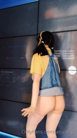 《大神自购 ️收藏分享》价值千元的微博抖音快手全网同名极品网红福利姬Naimi奶咪收费私拍103套各种整活 截图12