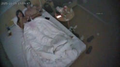 酒店偷拍 连续两天入住情侣气质甜美又身材不错的美女喜欢上位榨取男友精液 截图2